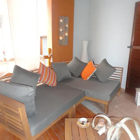 Hotel apartamentowy Kastalia Amoliani